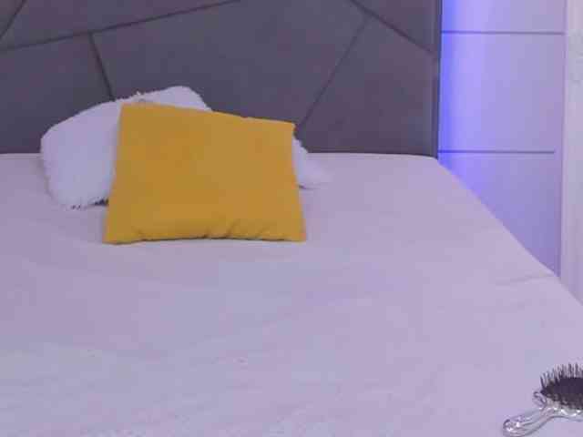 HollyTaillor webcam