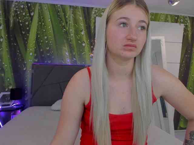 HollyTaillor