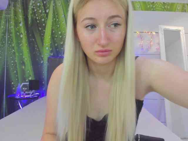 HollyTaillor