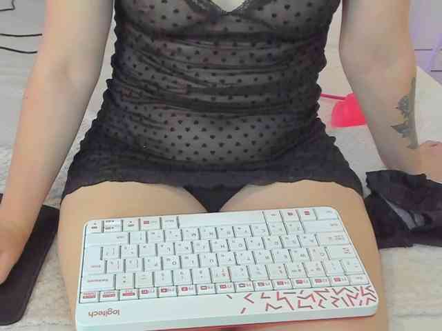 HollyTaillor webcam
