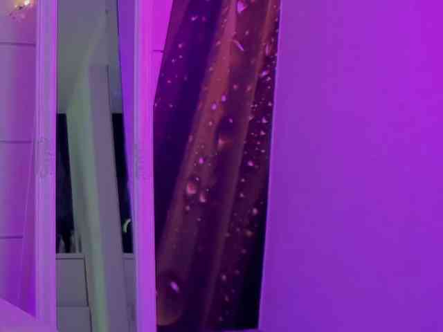 HollyTaillor webcam