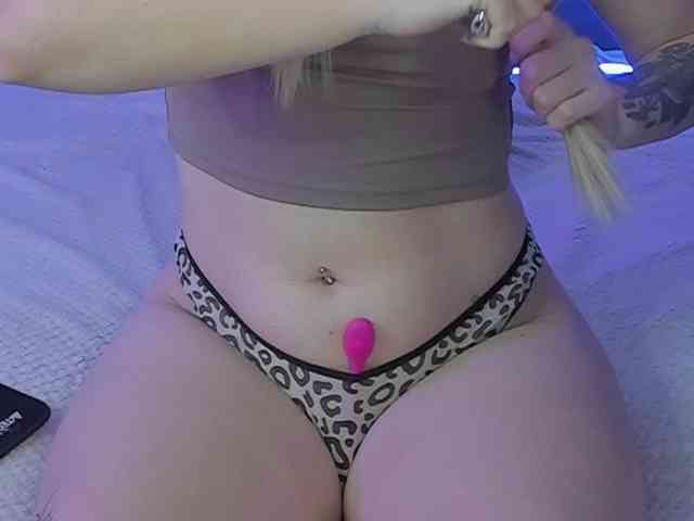 HollyTaillor webcam