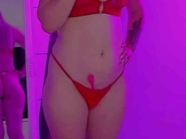 HollyTaillor webcam