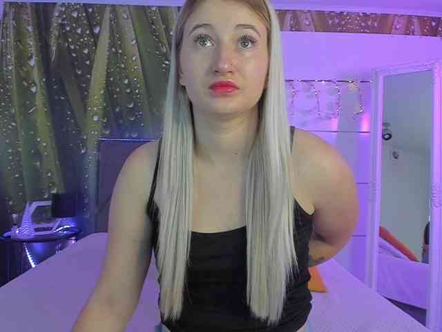 HollyTaillor