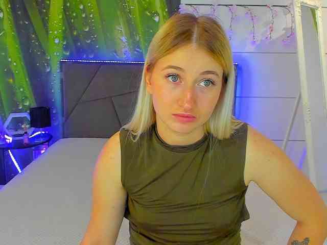 HollyTaillor