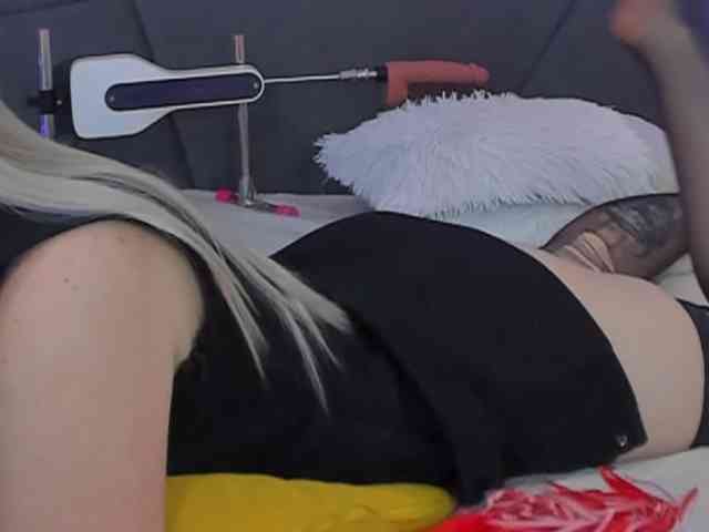 HollyTaillor webcam