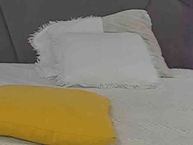 HollyTaillor webcam