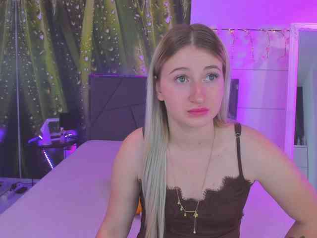 Модель: HollyTaillor