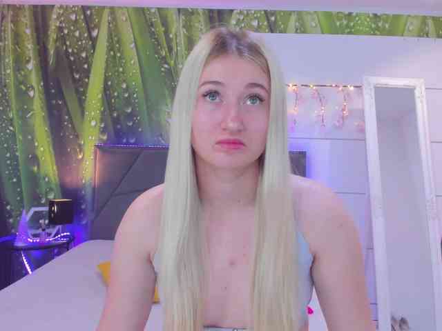HollyTaillor