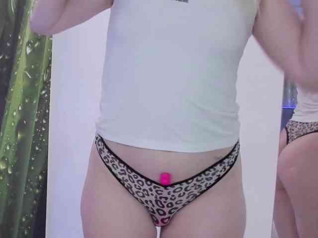 HollyTaillor webcam