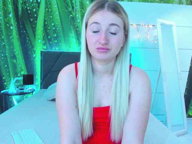 HollyTaillor webcam
