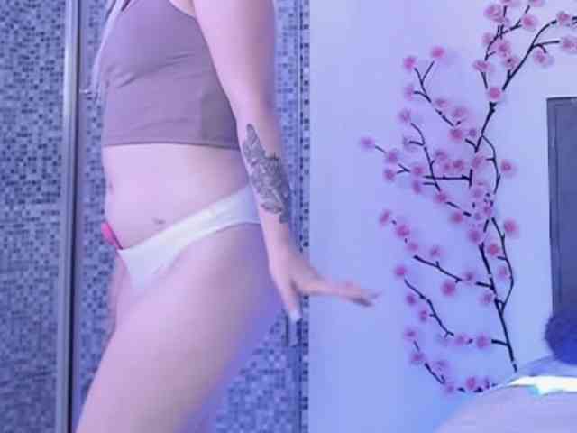 HollyTaillor webcam