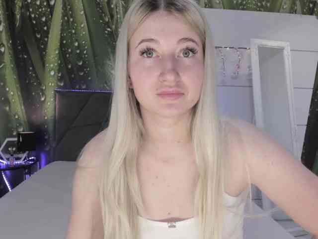HollyTaillor webcam