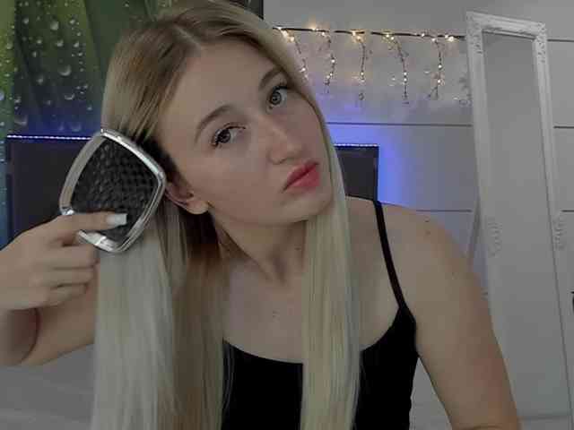 HollyTaillor webcam