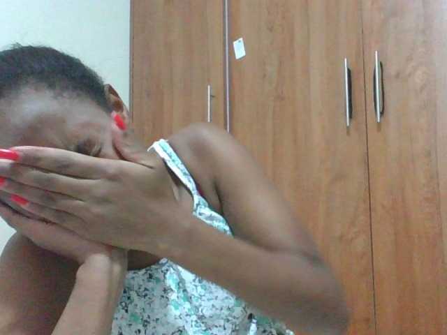 shanizz001 live cam on BongaCams