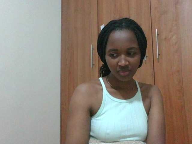 shanizz001 live cam on BongaCams