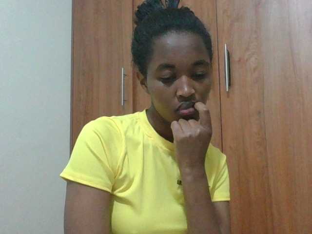 shanizz001 live cam on BongaCams