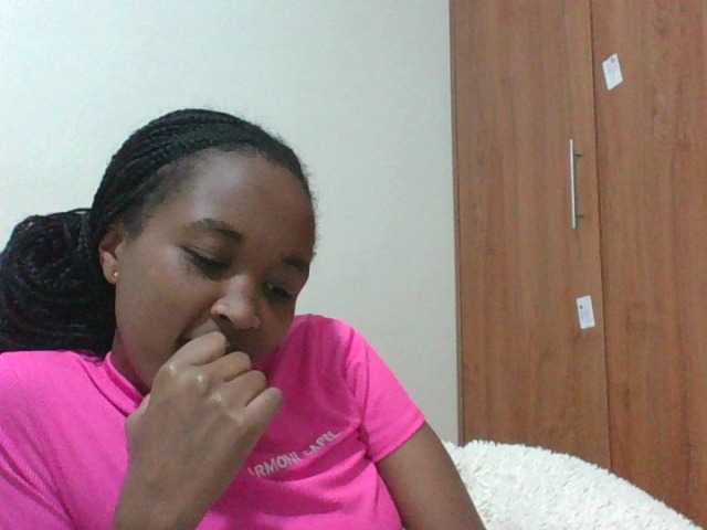 shanizz001 live cam on BongaCams