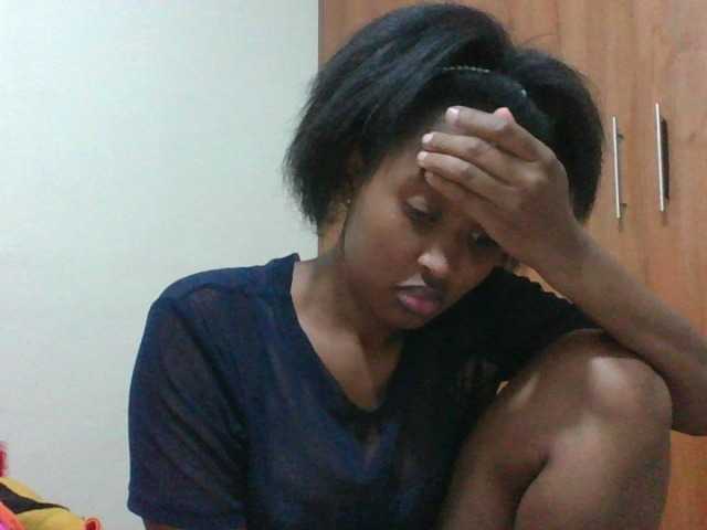 shanizz001 live cam on BongaCams