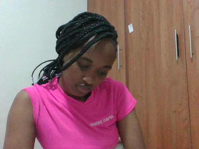 shanizz001 live cam on BongaCams