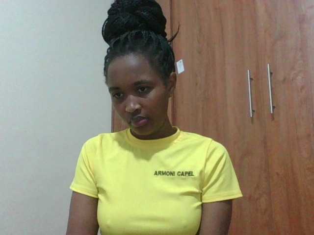 shanizz001 live cam on BongaCams