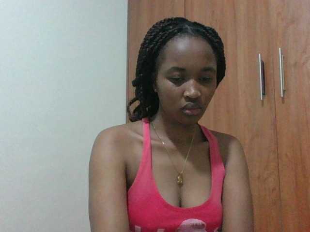 shanizz001 live cam on BongaCams