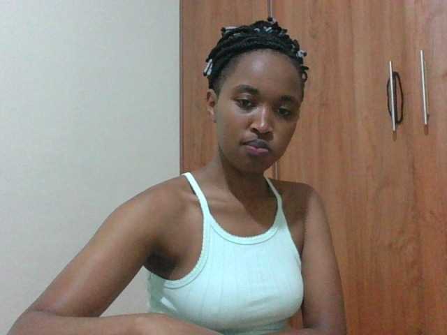 shanizz001 live cam on BongaCams