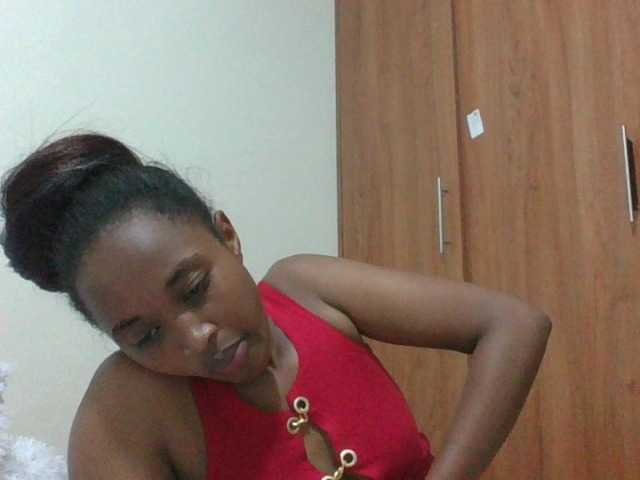 shanizz001 live cam on BongaCams