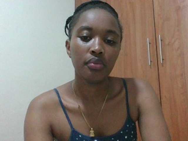 shanizz001 live cam on BongaCams