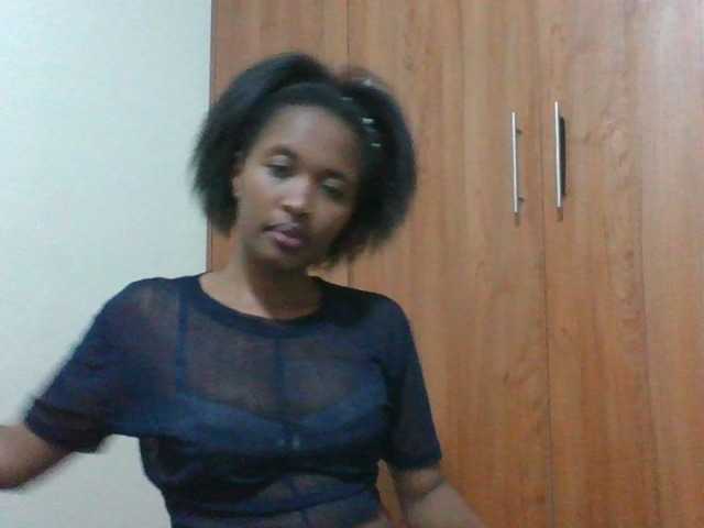 shanizz001 live cam on BongaCams