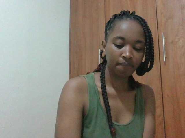 shanizz001 live cam
