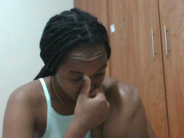 shanizz001 live cam on BongaCams