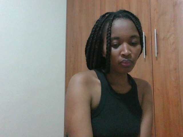 shanizz001 live cam on BongaCams