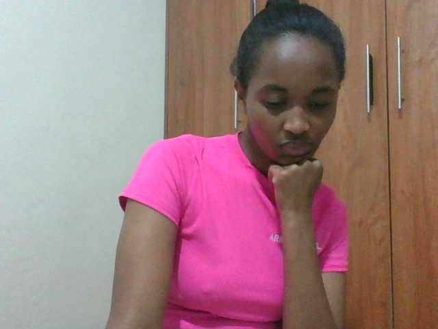 shanizz001 live cam on BongaCams