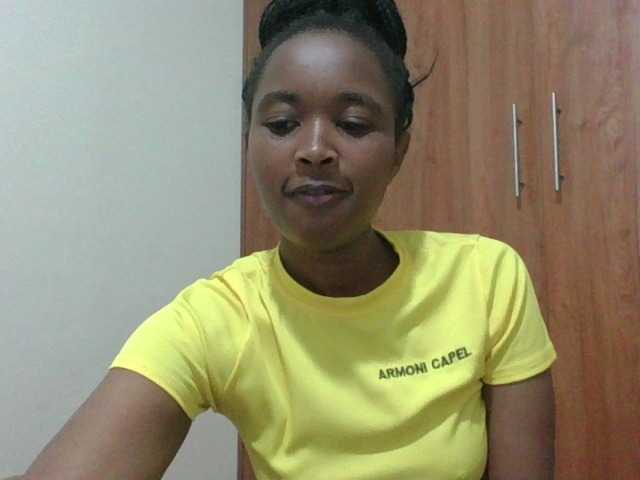 shanizz001 live cam on BongaCams