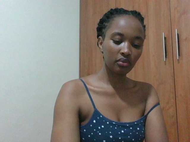 shanizz001 live cam on BongaCams