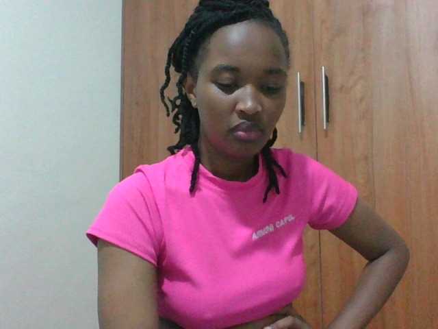 shanizz001 live cam on BongaCams