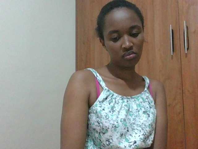shanizz001 live cam on BongaCams