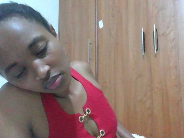 shanizz001 live cam on BongaCams