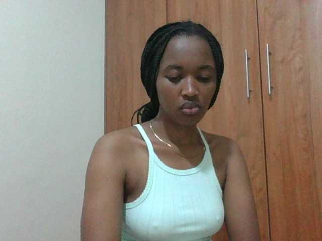 shanizz001 live cam on BongaCams