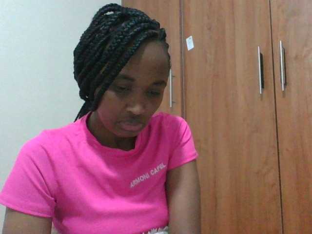 shanizz001 live cam on BongaCams