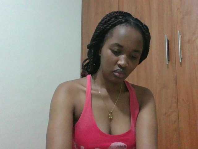 shanizz001 live cam on BongaCams