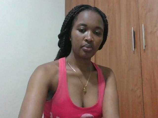 shanizz001 live cam on BongaCams