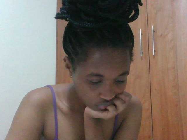 shanizz001 live cam on BongaCams