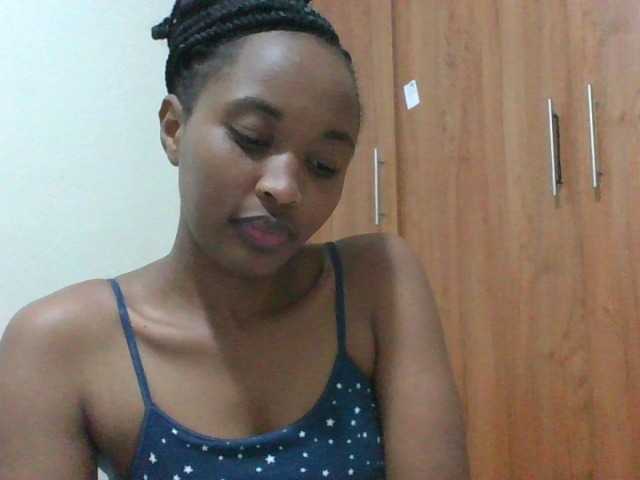shanizz001 live cam on BongaCams