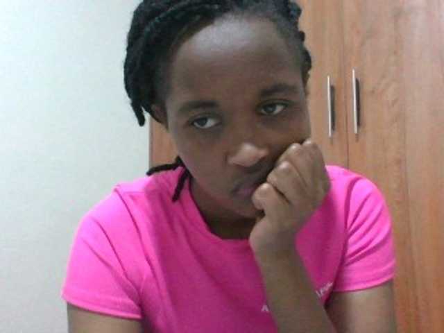 shanizz001 live cam on BongaCams