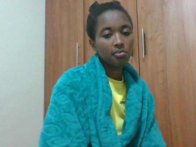 shanizz001 live cam on BongaCams