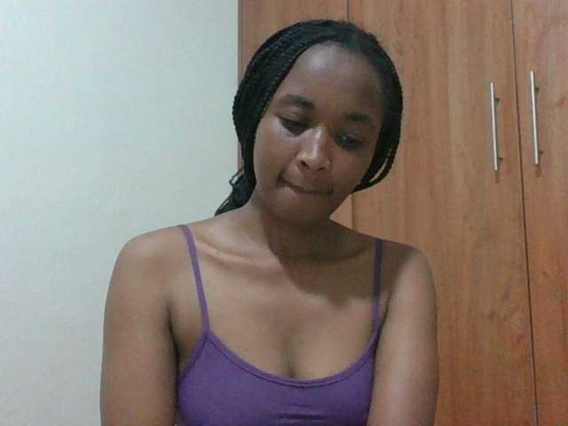 shanizz001 live cam on BongaCams