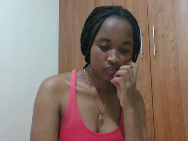 shanizz001 live cam on BongaCams