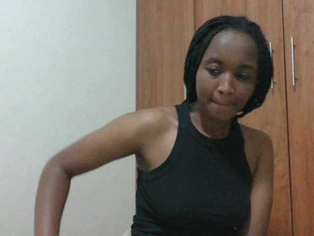 shanizz001 live cam on BongaCams